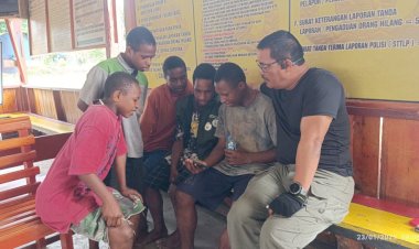 Wakaops-Damai-Cartenz-2025-Berbagi-Keceriaan-dengan-Anak-Anak-Yalimo