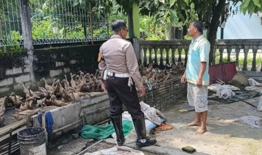 Dukung-Asta-Cita-Prabowo,-Polsek-Tarik-Dorong-Ketahanan-Pangan-Desa-Kramat-Temenggung