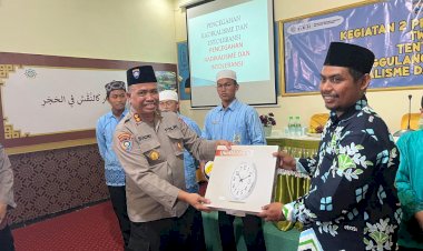 Polda-Jatim-Gelar-Edukasi-Penanggulangan-Terorisme-dan-Radikalisme-di-PP-Islamic-Center-Elkisi