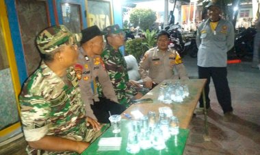 Patroli-Gabungan-Perkuat-Sinergi-Jaga-Kamtibmas-di-Kecamatan-Tulangan