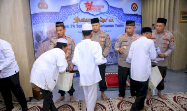 Wujud-Peduli-Sesama,-Humas-Polri-Berikan-Tali-Asih-Kepada-100-Anak-Yatim-pada-Khatanan-HUT-Ke-74