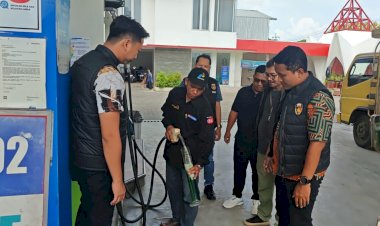 Polisi-Bersama-Pemkab-Ponorogo-Sidak-Sejumlah-SPBU-Cek-BBM-Pertalite