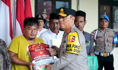 Polri-Salurkan-Bantuan-dan-Kerahkan-Alat-Berat-untuk-Percepat-Pemulihan-Banjir-di-Aceh-Utara