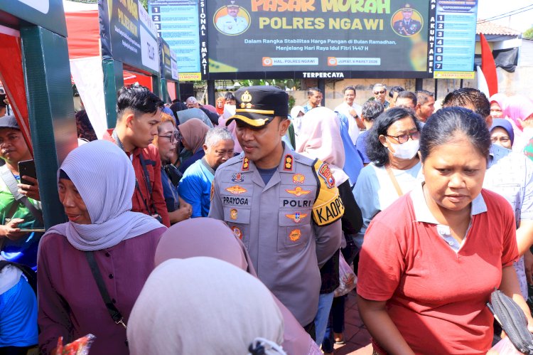Polres Ngawi Gelar Pasar Murah Masyarakat Sumringah