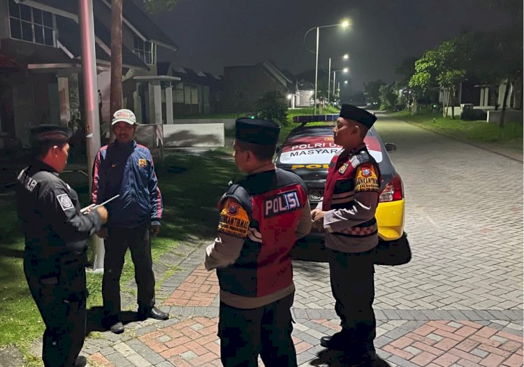 Polsek Balongbendo Gelar Patroli Perintis Presisi Antisipasi Kejahatan 3C Saat Jam Rawan Sahur